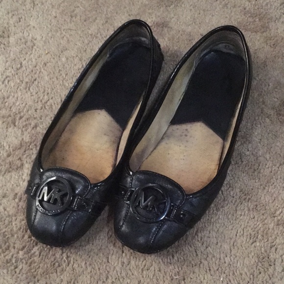 michael kors flats black
